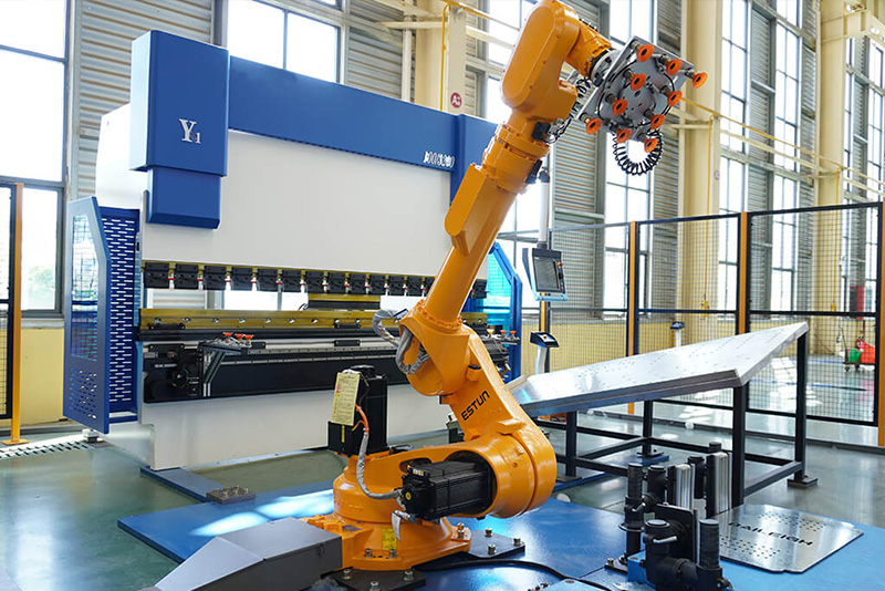 Robotic Press Brake